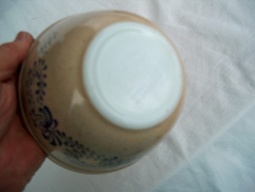 VTG PYREX BOWLS HOMESTEAD - COUNT OF 2 - Picture 5 of 6