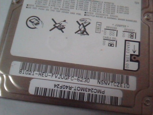 Disco duro 2,5 IDE Fujitsu MHV2040AS CA06531-B704 2006-02 78140160 40 GB - Imagen 3 de 5