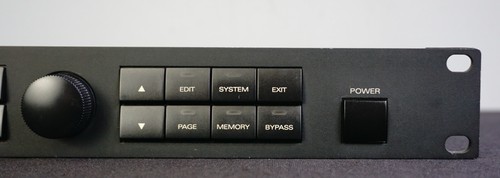 Roland SDE-330 Dimensional Space Delay Digital 1U Rack Effect Processor - 100V - Picture 4 of 17