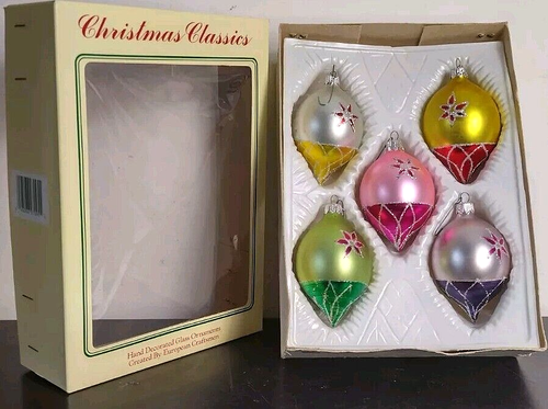 Vintage 2 Boxes 5 each COMMODORE & Round Glass CHRISTMAS ORNAMENTS Satin GLITTER - Picture 2 of 5