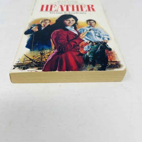 Heather Sunfire Romance Vivian Schurfranz 1987 PB SIGNED - Picture 3 of 9
