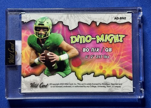 Bo Nix 2023 Wild Card Alumination Dino-Might Rookie 5/5 Teal Foil Stega Buchstütze! - Bild 2 von 2