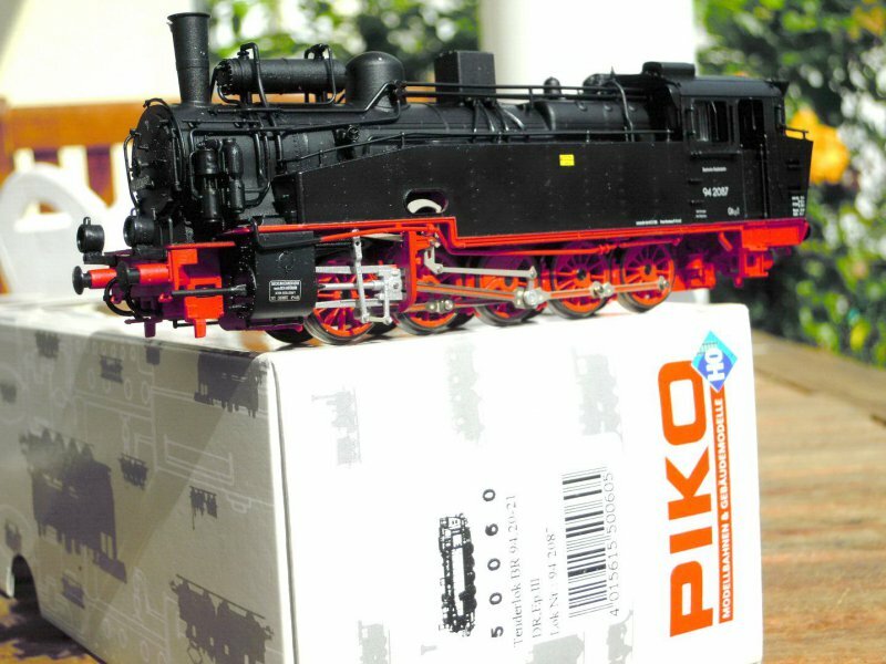 PIKO 50060 h0 Steam Locomotive BR 94 2087 Dr Vintage 3 very well maintained, DSS, BW PIKO 50060 h0 Steam Locomotive BR 94 2087 Dr Vintage 3 very well maintained, DSS, BW
