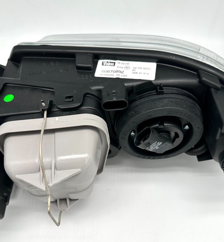 Alfa Romeo 166 (1998-2007) Headlight (Right) 60670892 Genuine & New - Picture 4 of 5