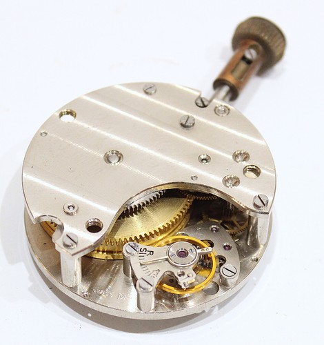 Jaeger LeCoultre Vintage 8 days watch stem wind movement cal. 201