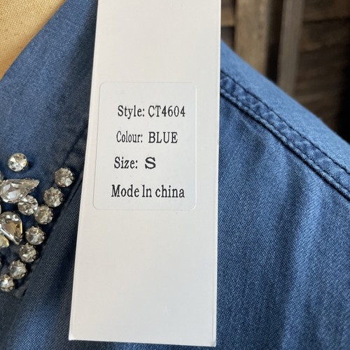 Rhinestone Denim Woman’s Short Sleeve Button down Shirt - Picture 4 of 5