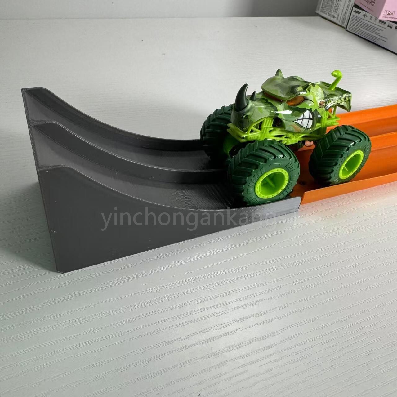 Zdjęcie 3 z 7