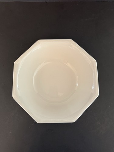 Johnson Brothers Heritage White Vegetable Bowl Round 9" Made in England - Picture 2 of 5