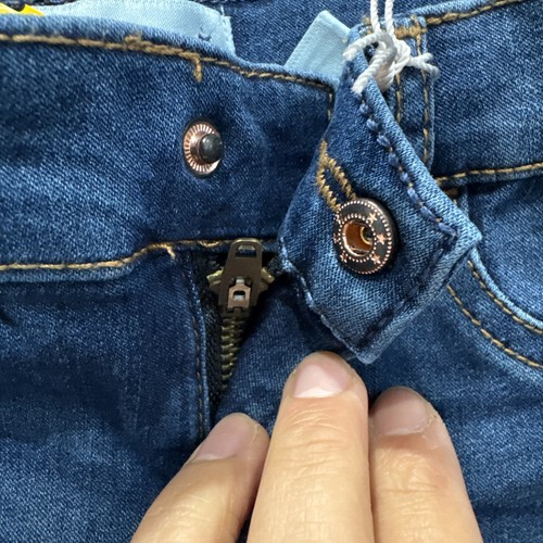 NUEVO CON ETIQUETAS - Pantalones de mezclilla ajustados Revery Kids Stassi Roll Cuff azules tiro medio niñas 3T - Imagen 9 de 15