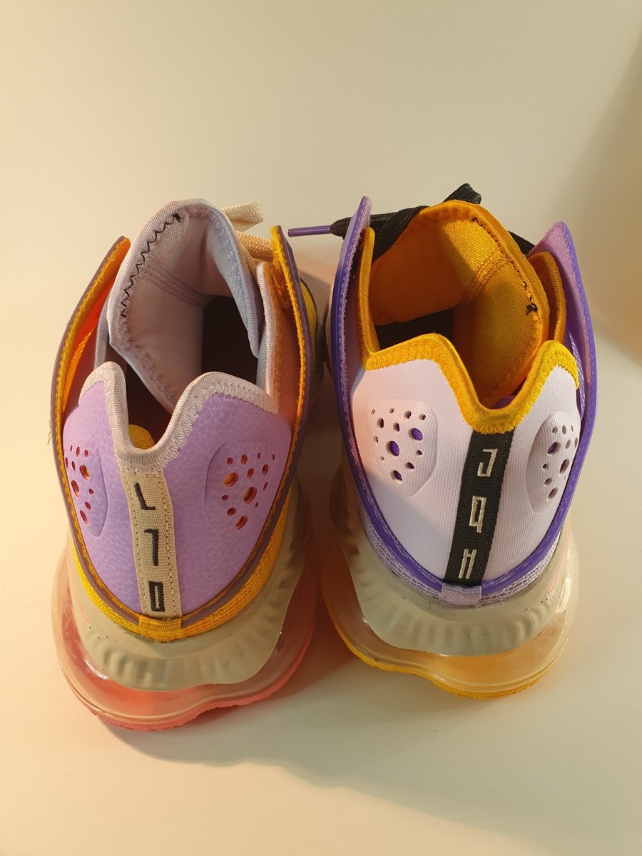 【美品】NIKE Lebron 19 Low LA Yellow/Purple Mismatch Vibes Make It To This Nike LeBron 19 Low