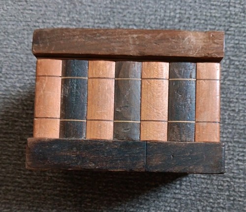 Japanese Inlaid Wood Puzzle Coin Box Marquetry Japan Hinged VTG - Picture 12 of 12