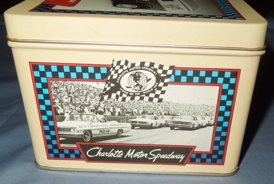 NASCAR COCA COLA 600 Van com lata 30 de maio de 1993 Racing Champions Stock #2711 - Imagem 4 de 4