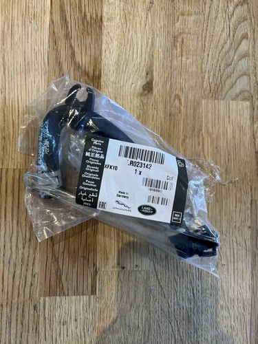 LR023142 Land Rover TDV8 4.4 Coolant Pipe