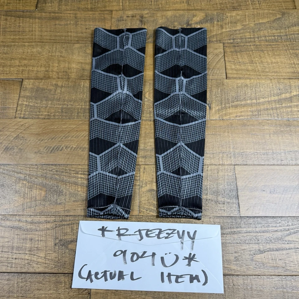 RARE Size L Nike Pro Elite Olympic Team Kenya Arm Sleeves CK3474-001 Made In USA - Image 4 of 4