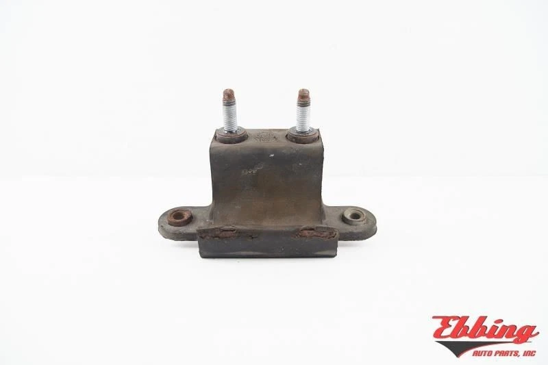 Rear Transmission Mount 3.8L AT ID: 25723646 Fits 2000-2005 Buick LeSabre 688052 - Image 2 of 4