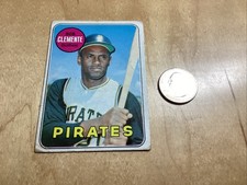 1969 Topps - Roberto Clemente #50 Bob on Card