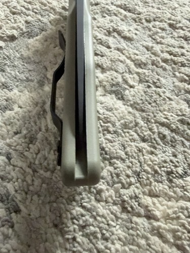 Spyderco Endela Lightweight Knife with 3.41" DLT CPM CruWear Blade OD Green - Picture 9 of 11