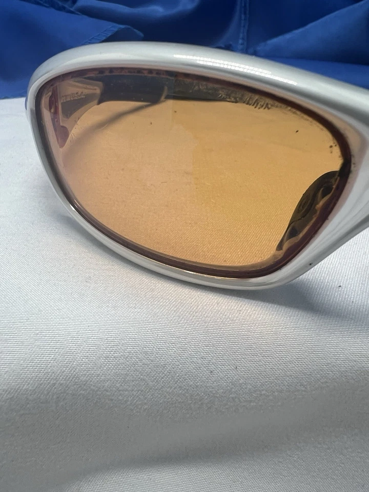 CHAQUETA RECTA OAKLEY Blanco Cromo con lente Red Fire Iridium. Con estuche y bolsa Foto 4 de 4