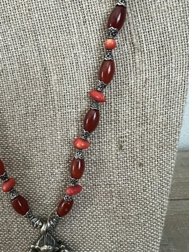 Coral And Carnelian Beaded Statement Pendant Necklace Set In Silver Tone Metal - Picture 4 of 8