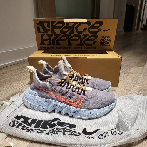 Mens nike space hippie 01 vast grey hyper crimson stores Clearance