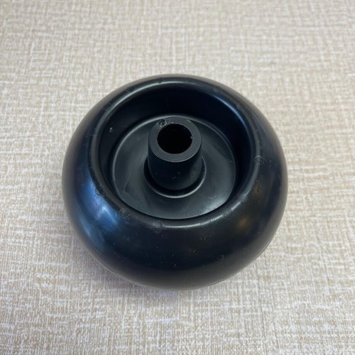 Kubota K5663-42110 Deck Wheel OEM - Picture 4 of 8