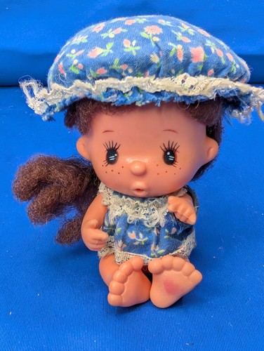 Vintage 1960s WOOZIE Doll * Rubber Head, Blue Dress and Matching Hat * GC - Picture 2 of 9