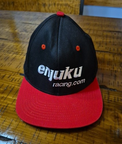 cappello enjuku racing snapback berretto rosso Bill nero con logo ricamato - Foto 1 di 8