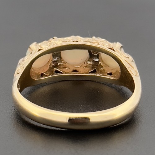 9ct Yellow Gold Opal & Diamond Cluster Ring Size O Hallmarked - Picture 4 of 7