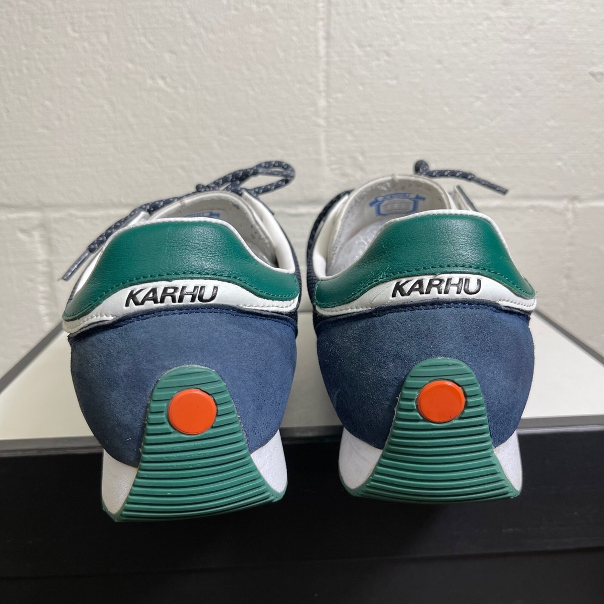 KARHU★MESTARI★TRUE NAVY/INDIA INK Karhu Mestari control - silver lining /true navy – Karhu US