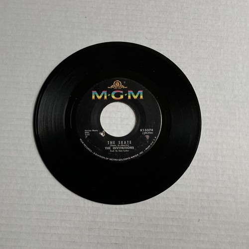 THE INVITATIONS 45 Record MGM K13574 The Skate/Girl I'm Leavin' You NORHERN SOUL - Picture 2 of 2