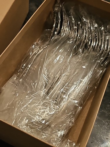 Oneida New MOZART Deluxe Stainless 6 3/4" Oval Bowl Soup Spoons Box of 36 - Picture 10 of 14