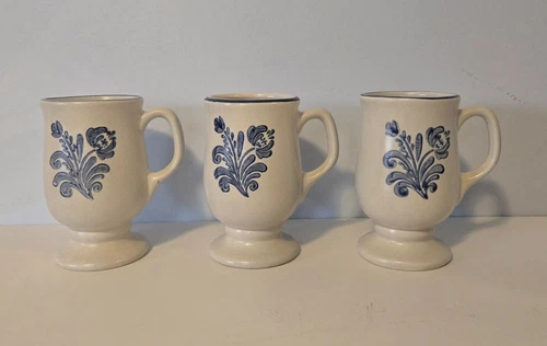 Vintage Pfaltzgraff Yorktowne Pedestal Footed Mug stoneware set of 3