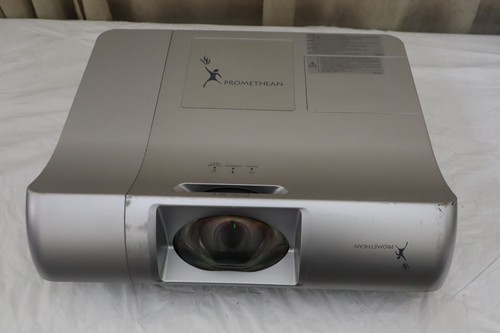 Promethean PRM-30 LCD Projector Short-Throw 2500 ANSI HDMI Working Lamp & Remote - Picture 2 of 5