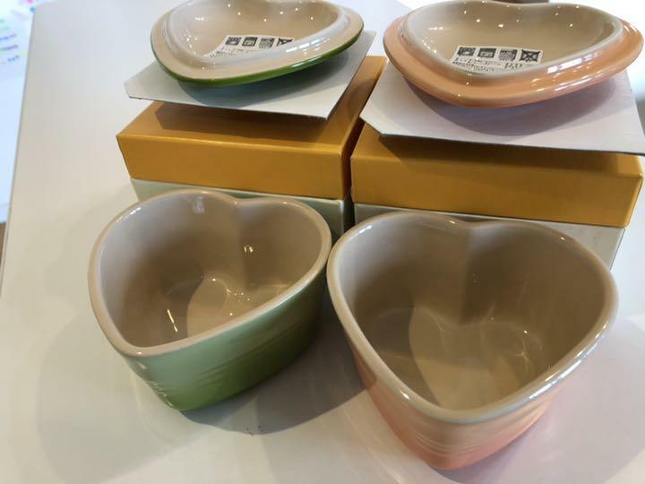Le Creuset corazón Cocot conjunto de 2 Le Creuset corazón Cocot conjunto de 2