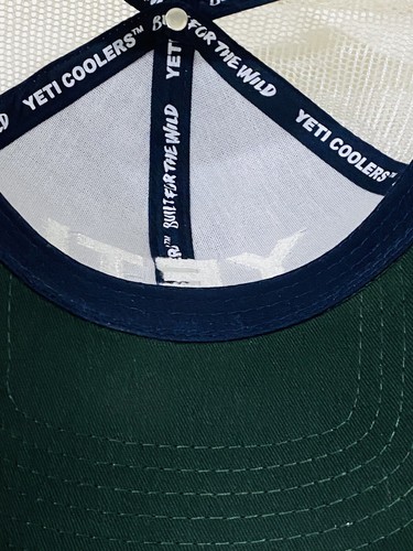 YETI Coolers Mesh Trucker Navy Blue Snapback Baseball Hat Cap - Picture 4 of 5