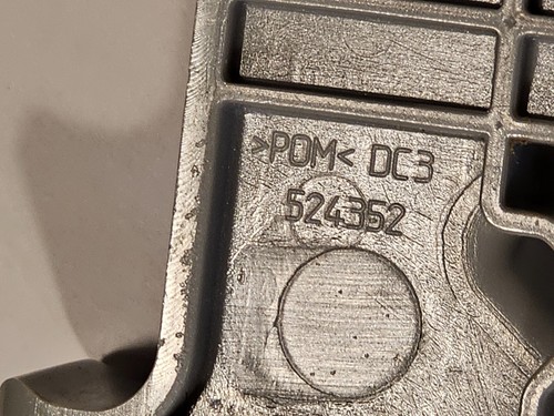 Hoover FH50150 PowerScrub Deluxe Carpet Cleaner Replacement Nozzle Lock Lever - Picture 8 of 8