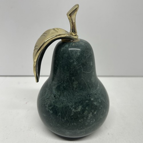 Alabaster Birne Briefbeschwerer mit Messingblättern 5,5" geschnitzter Marmor grün - Vintage - Bild 4 von 8