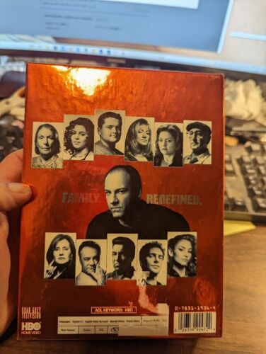 The Sopranos - The Complete Second Season (DVD, 2001, 4-Disc Set, Canadian Frenc - Picture 2 of 6