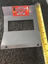 ZINSCO DEAD FRONT COVER 100A 120/240V 1PH 8 SPC RECONDITIONED