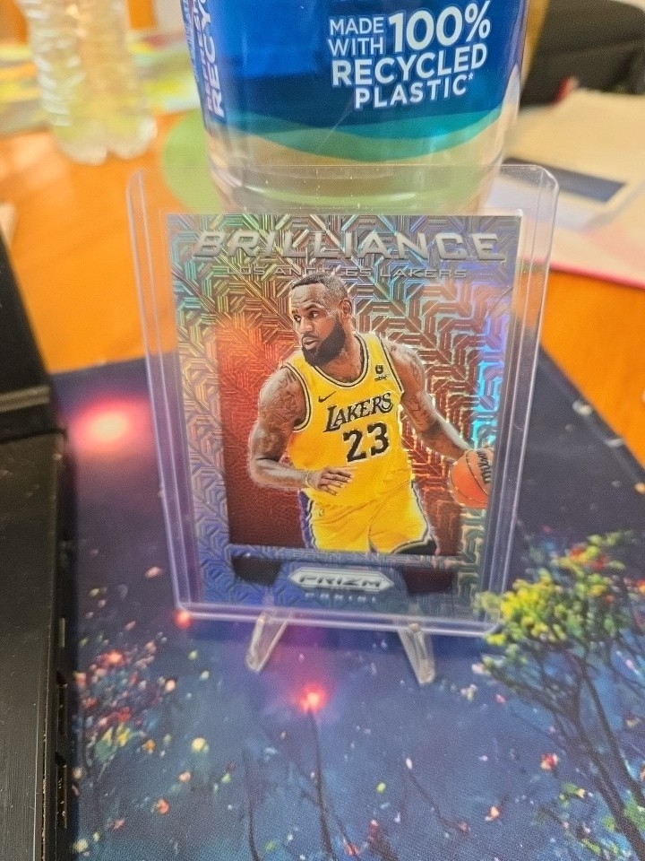2023-24 Panini Prizm Deca - Brilliance LeBron James #13 Mojo Prizm  03/25