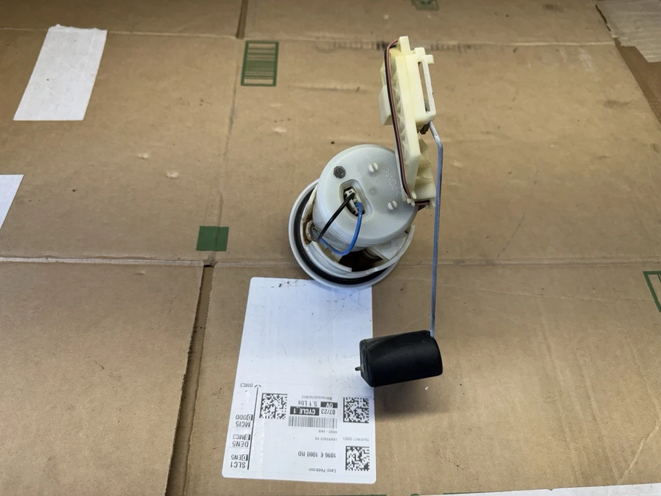 07-12 HONDA CBR600RR CBR 600 OEM FUEL PUMP GAS PETROL UNIT TANK 2009 - Image 4 of 4