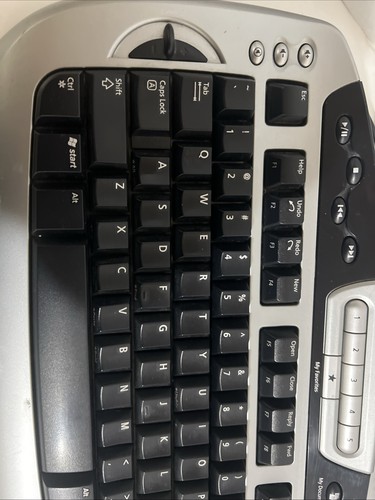 Microsoft Digital Media Pro Keyboard KC-0405 Model 1031 USB Silver Tested Works - Picture 2 of 6