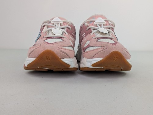 New Balance 9060 Niños Pequeños Zapatos para Correr Talla 6C Tenis IV9060FR Rosa - Imagen 6 de 16