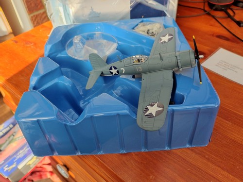 CORGI AVIATION ARCHIVE VOUGHT F4U-1 CORSAIR WHITE 7 JAMES N CUPP AA33001 - Bild 10 von 13