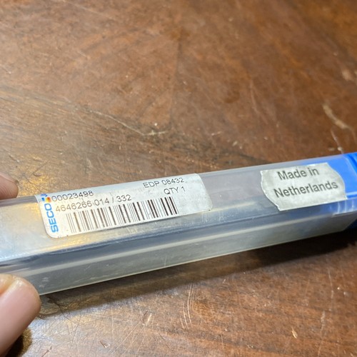 Seco 660L060-Diamond End Mill 06x100 D6 R3.0 08432 (D25) - Picture 3 of 4