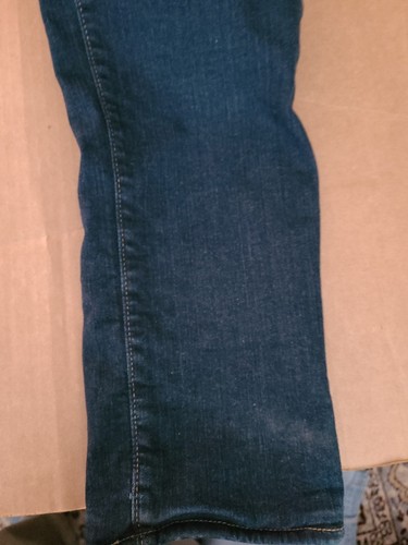 Eddie Bauer Slightly Curvy Fleece Lined Straight Blue Jeans Women SZ 6 Inseam 29 - Picture 3 of 7