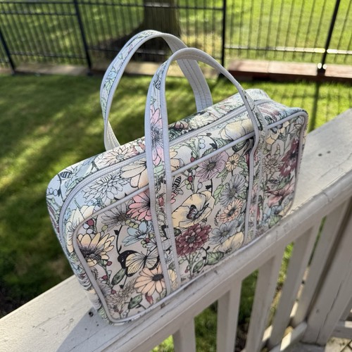 SAKROOTS Blush in Bloom Butterfly Bee Floral Hanging Toiletry Cosmetic Organizer - Picture 5 of 20