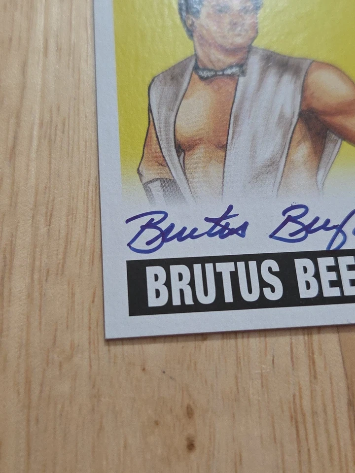 Mini autógrafo 2012 Leaf Originals Wrestling BRUTUS BEEFCAKE amarelo /99 automático - Imagem 4 de 4
