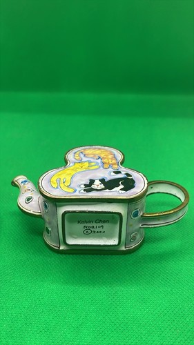 2 KELVIN CHEN Miniature Enamel Teapots - Picture 10 of 15