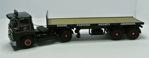 Corgi 29203 Premium Edition - Guy Invincible & Trailer - Shore Porters Society - Picture 12 of 12